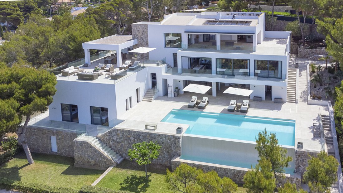 Villa in Santa Ponsa, Balearic Islands, Spain 1 - 18949913