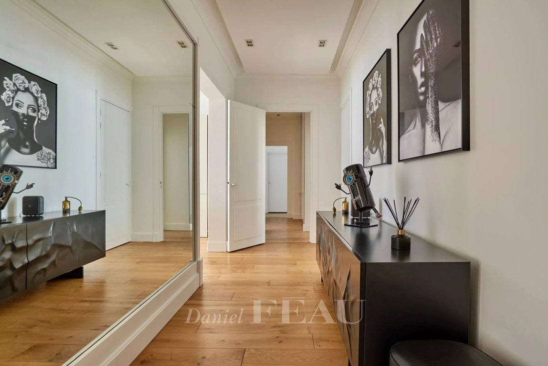 Apartment in Porte Dauphine, Paris 16e Arrondissement, Paris 3 - 18949866