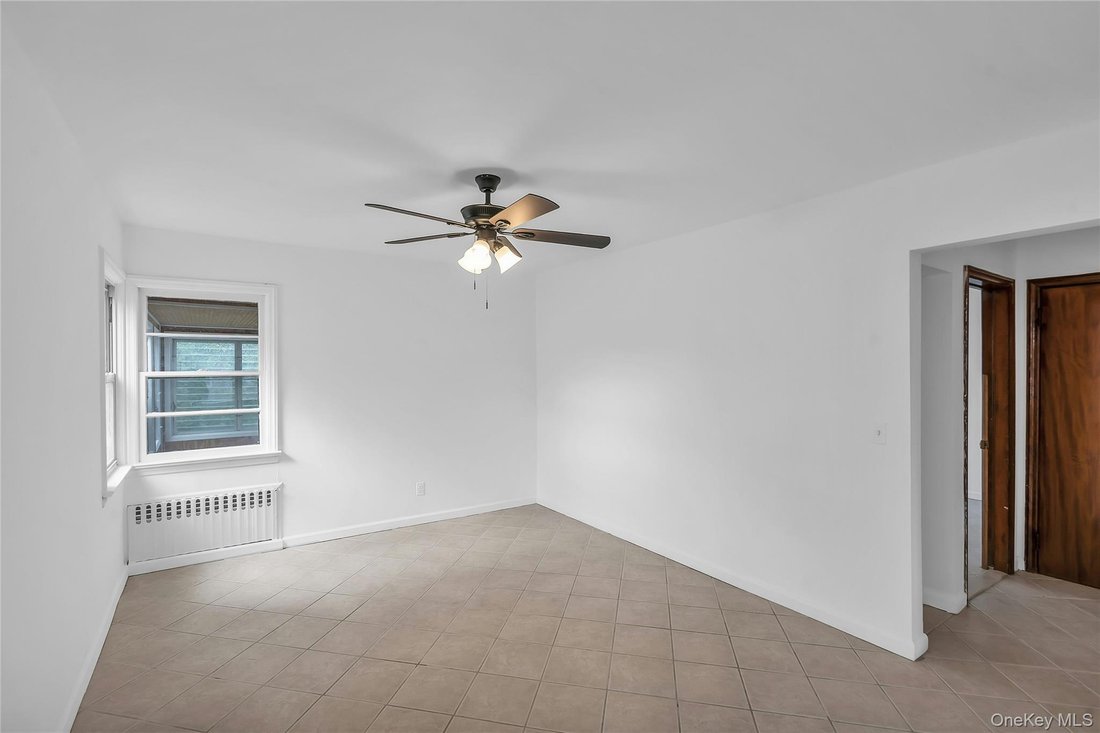 House in West Hempstead, New York, United States 5 - 18953605