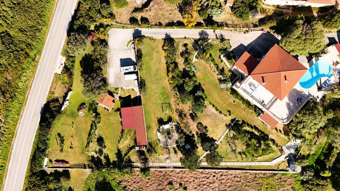Villa in Vico, Corsica, France 3 - 16947766