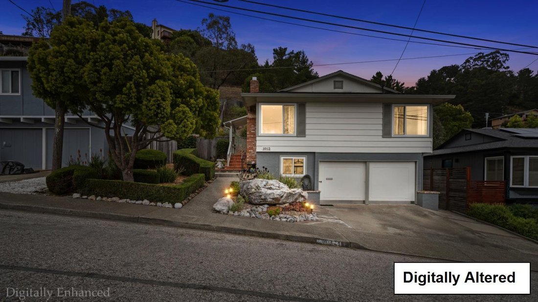 Pacifica, California, United States 4 - 18951261