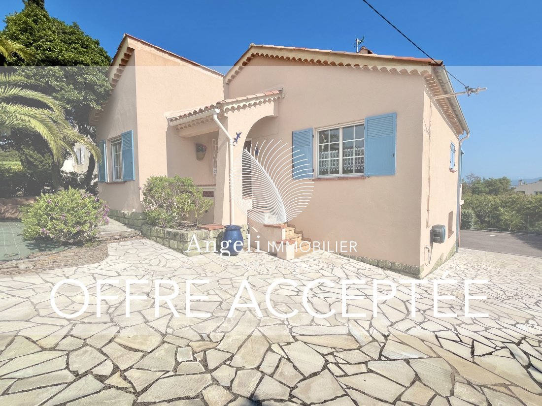 Villa in Frejus, Provence-Alpes-Côte d'Azur, France 1 - 17839615
