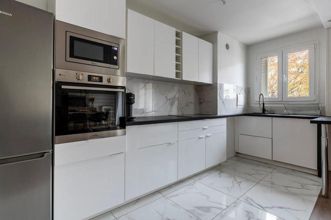Apartment in Louis Blanc-Aqueduc, Paris 10e Arrondissement, Paris 4 - 18949749