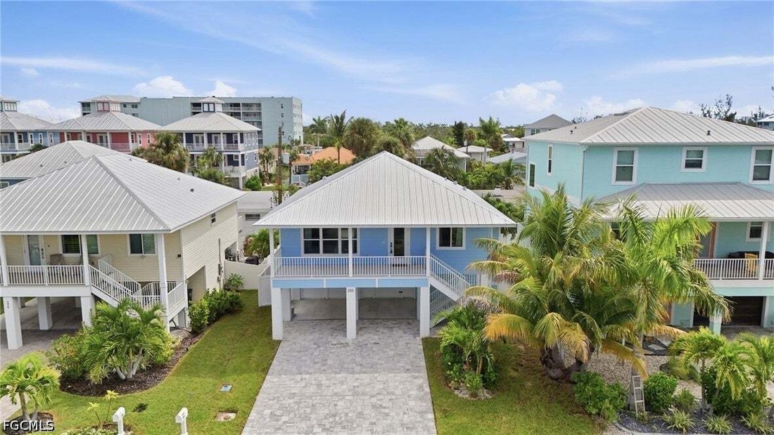House in Fort Myers Beach, Florida, United States 2 - 18948331