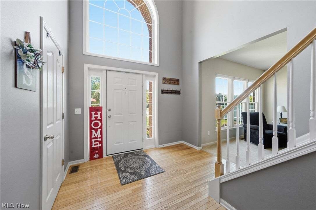 House in Olmsted Falls, Ohio, United States 3 - 18948687