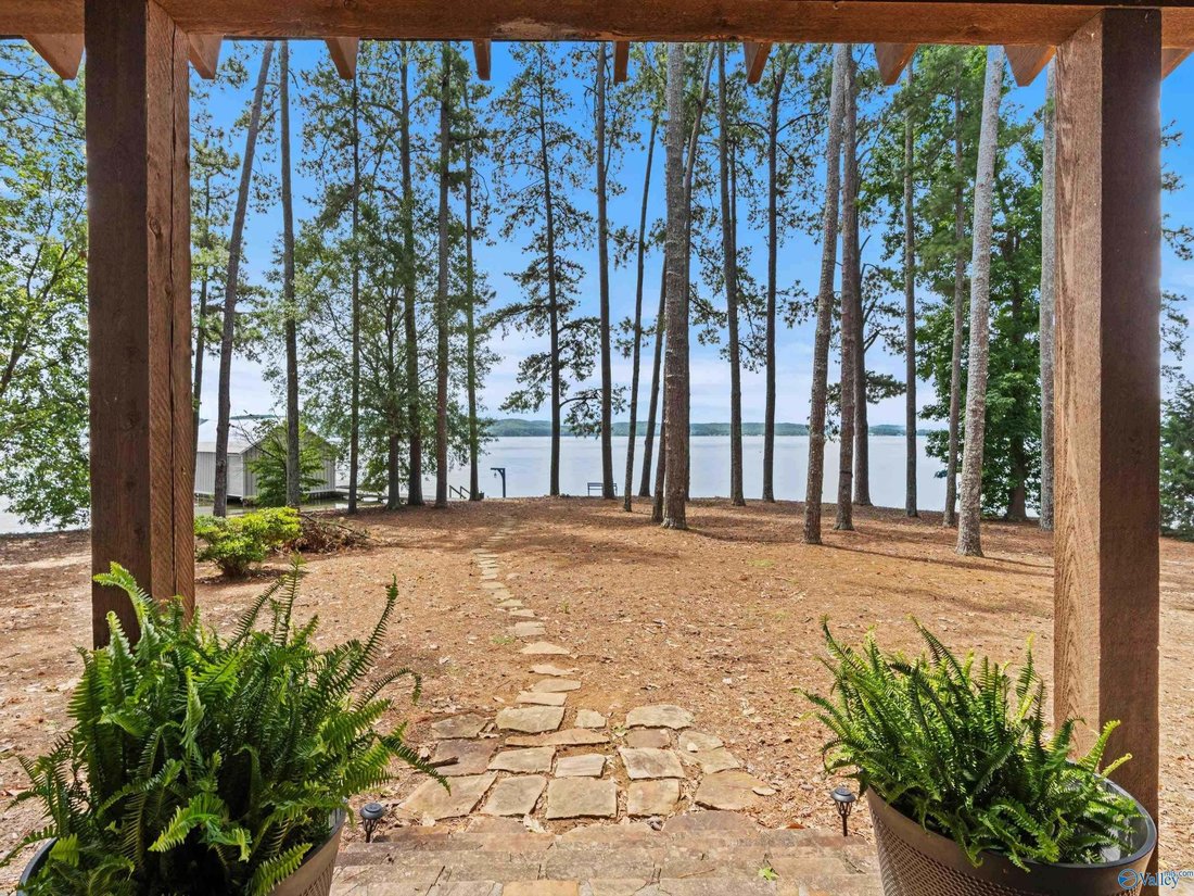 House in Scottsboro, Alabama, United States 2 - 18951861