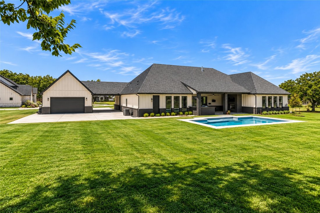 House in Fort Worth, Texas, United States 2 - 18954010
