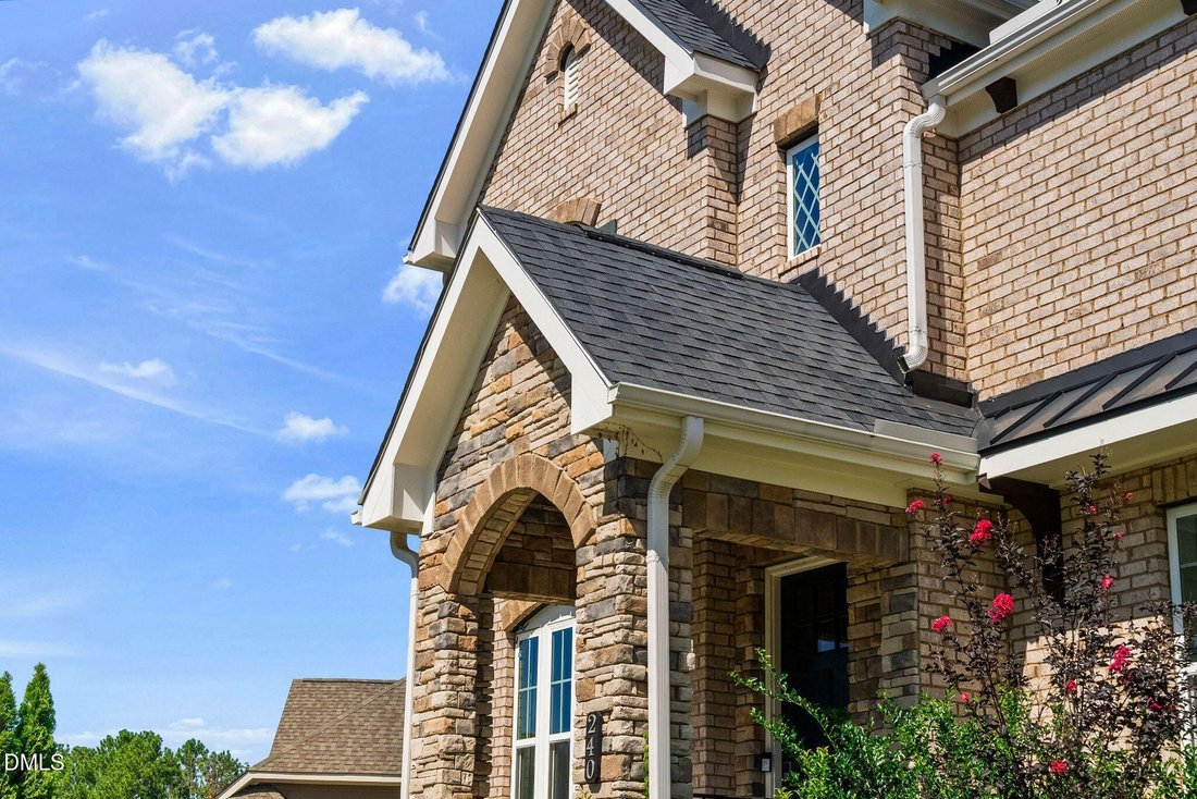 House in Cary, North Carolina, United States 3 - 18952819