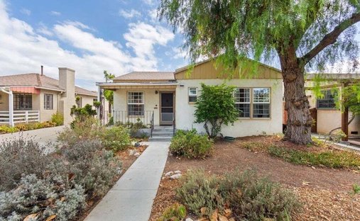 House in Signal Hill, California, United States 1