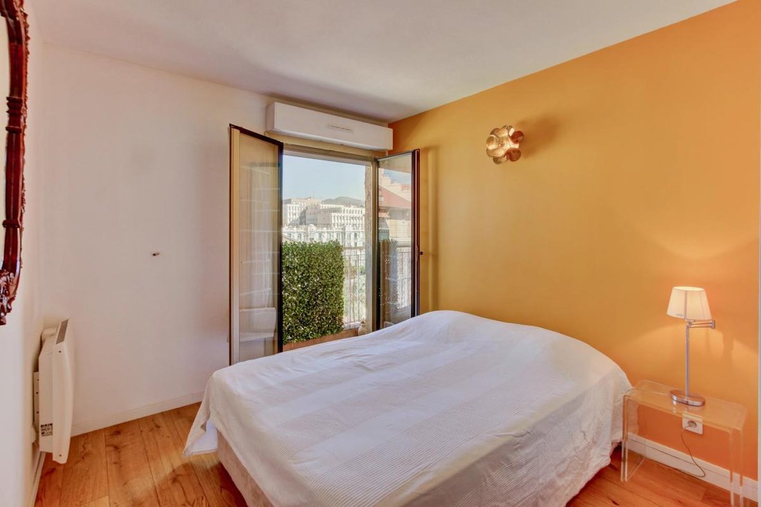 Apartment in Liberation, Nice, France 5 - 18949668