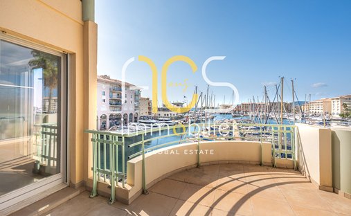 Apartment in Le Mas Port Fréjus, Frejus, France 1