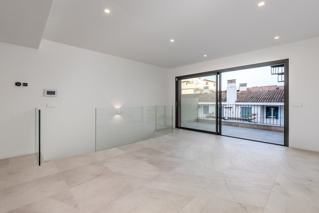 Townhouse in Genoa, Palma, Balearic Islands 3 - 18952872