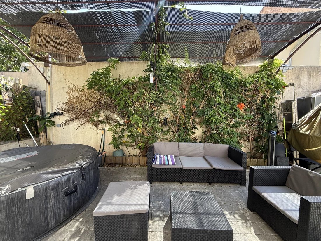 Apartment in Saint Nicolas, Cannes, France 2 - 18949709
