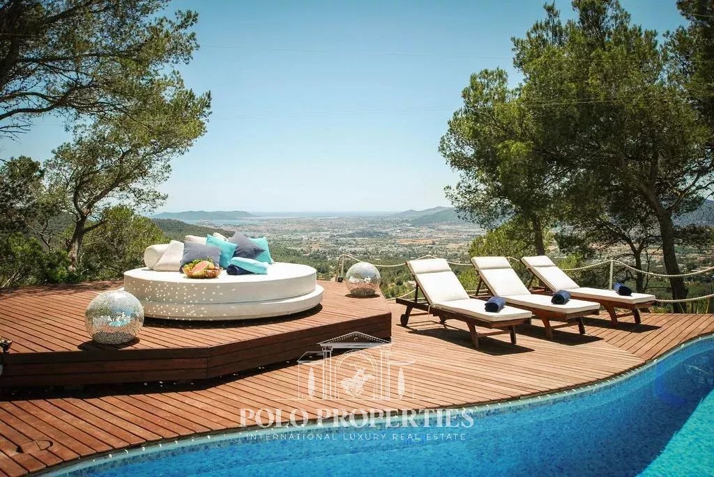Villa in Sant Joan de Labritja, Balearic Islands, Spain 1 - 18949238