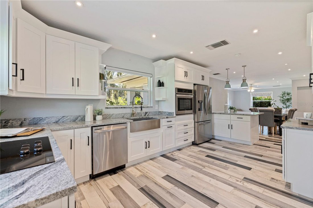House in St. Petersburg, Florida, United States 3 - 18948871