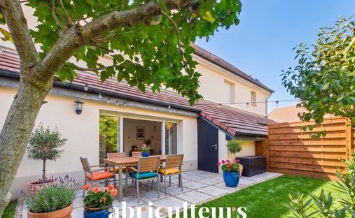 House in Gennevilliers, Ile-de-France, France 1
