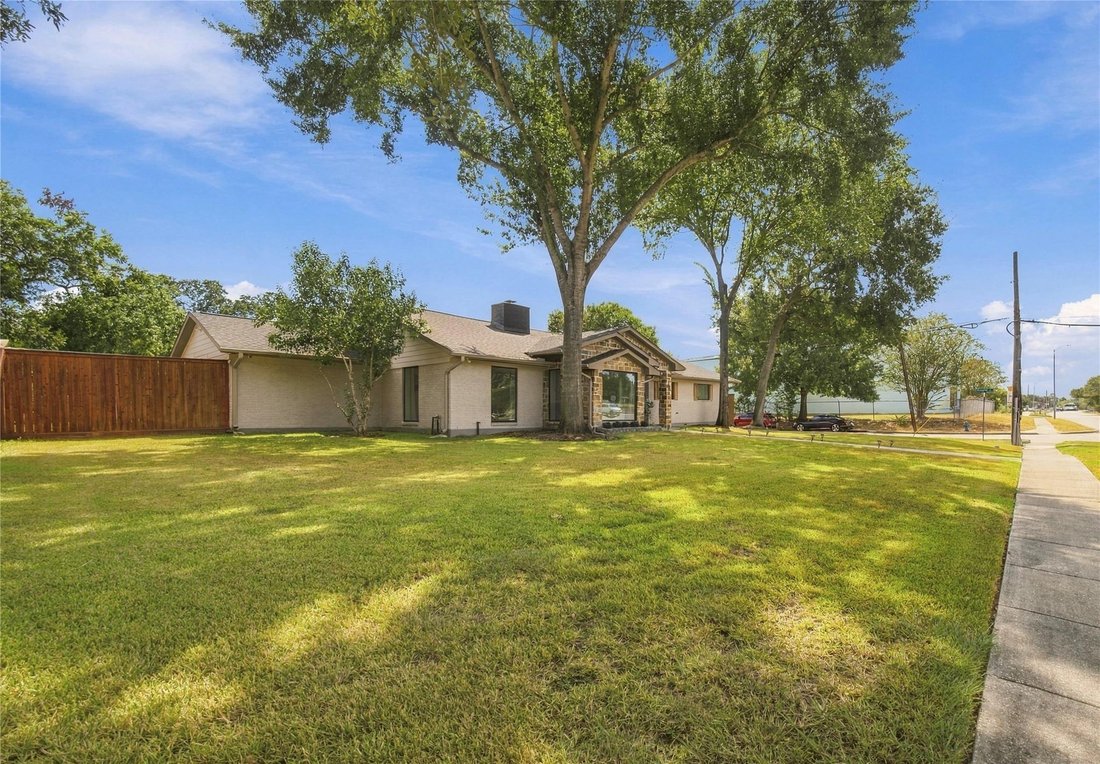 House in Houston, Texas, United States 5 - 18946198