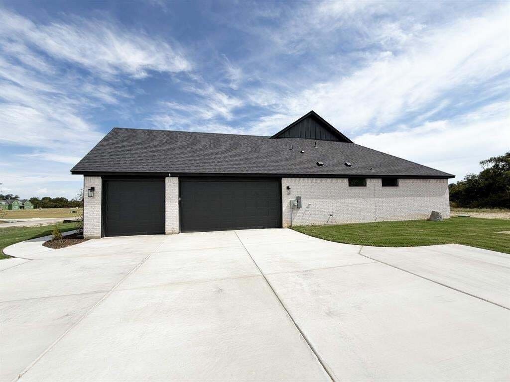 House in Weatherford, Texas, United States 3 - 18408809