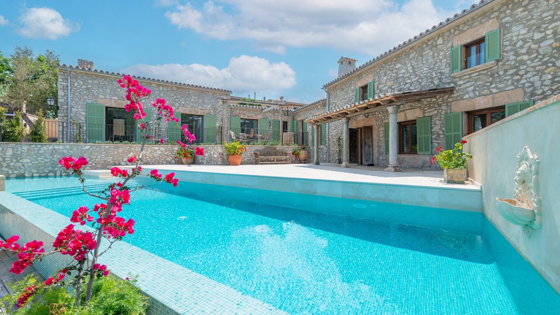 Villa in Calvia, Balearic Islands, Spain 1 - 18950230