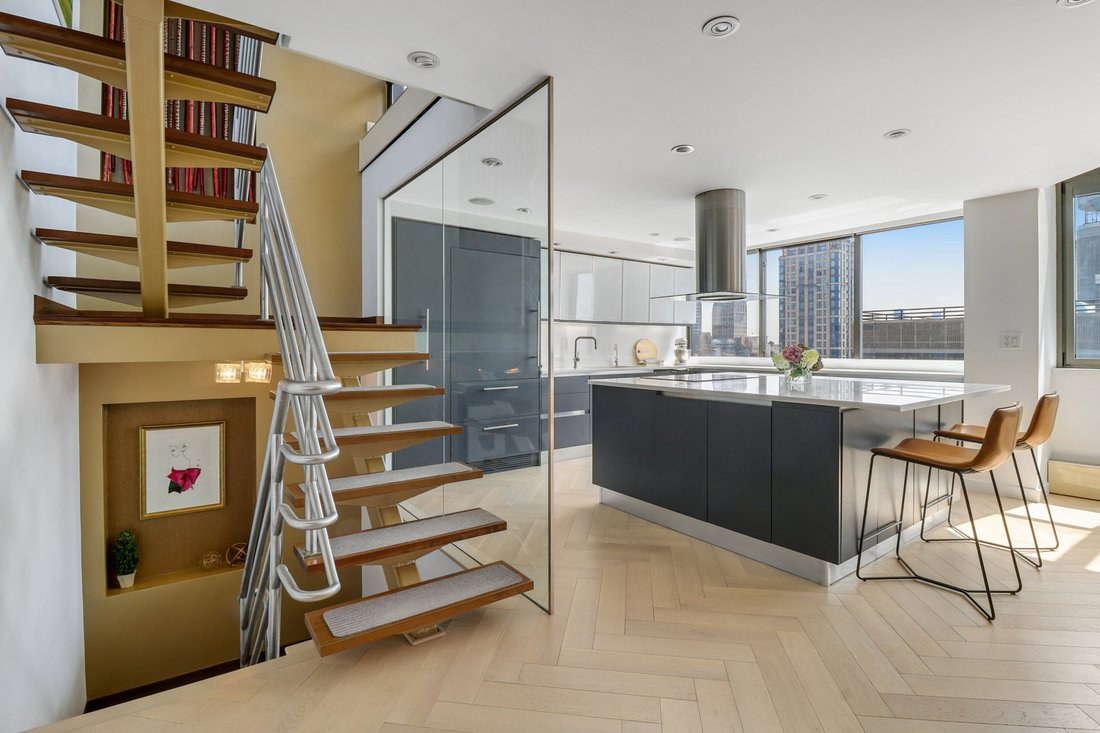 Condo in New York, New York, United States 4 - 18953807