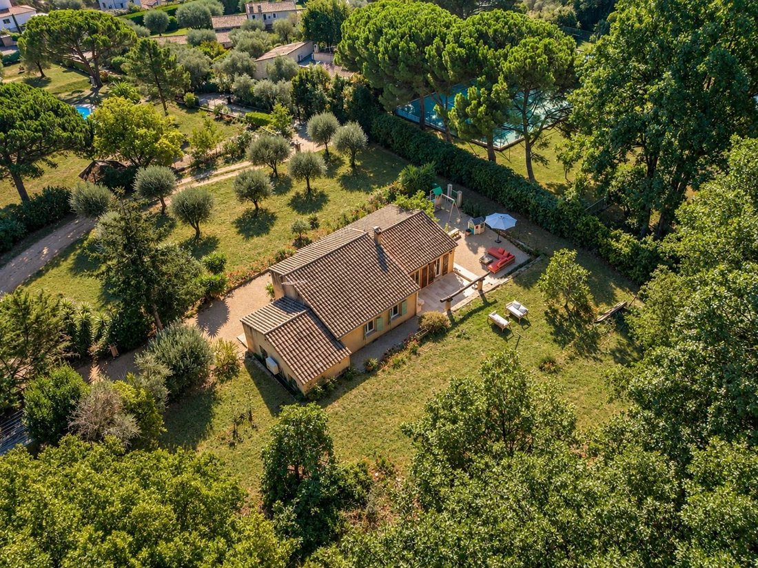 Villa in Valbonne, Provence-Alpes-Côte d'Azur, France 2 - 18948775