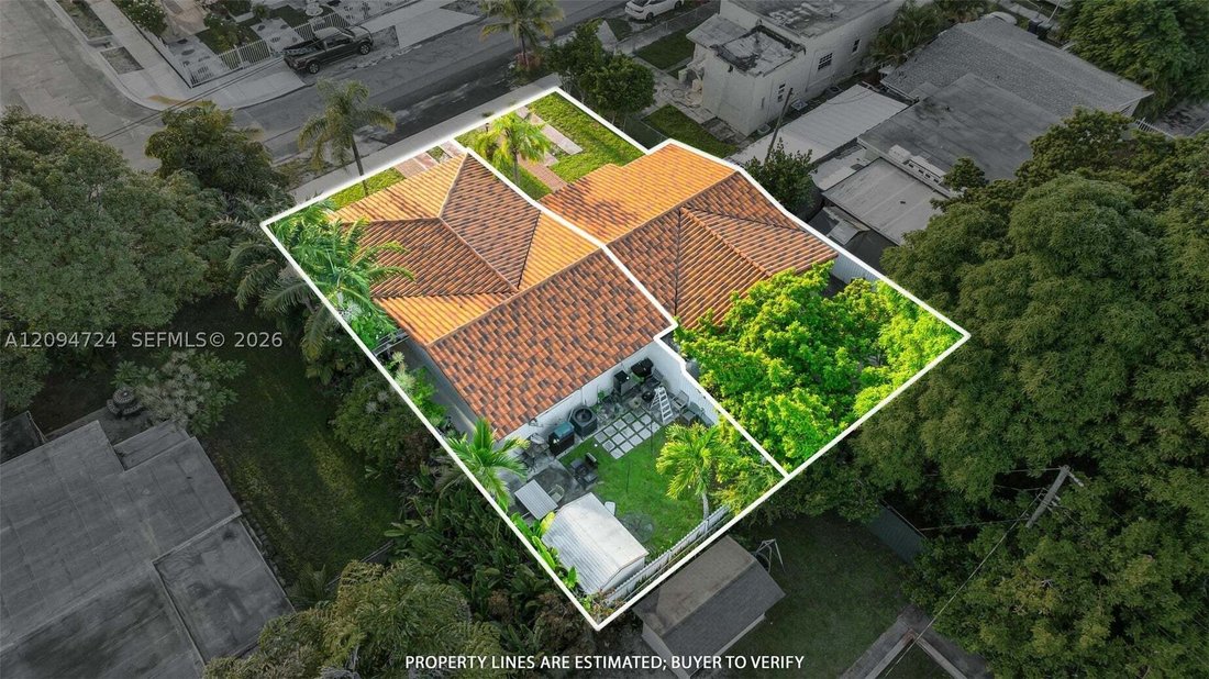 House in Miami, Florida, United States 5 - 18948572