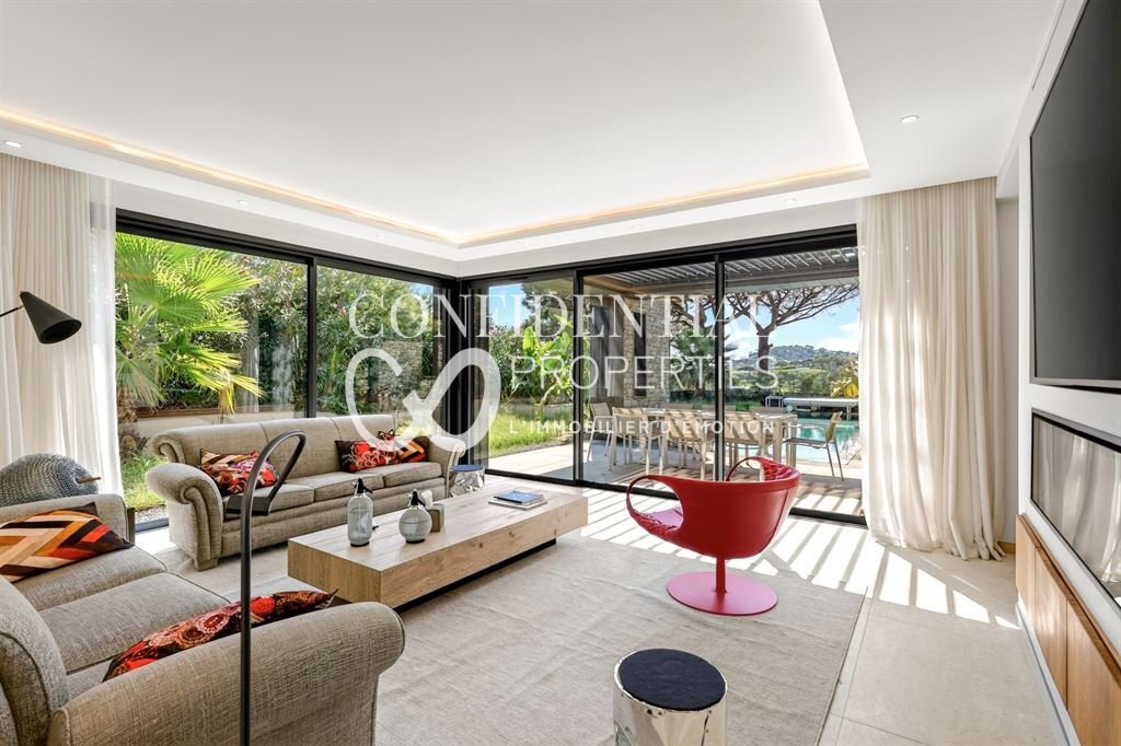 House in Ville-Les Saquedes-Le Bouillonnet, Sainte-Maxime, France 3 - 16834642