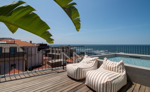 Apartment in Cedofeita, Santo Ildefonso, Se, Miragaia, Sao Nicolau e Vitoria, Porto District, Portugal 1