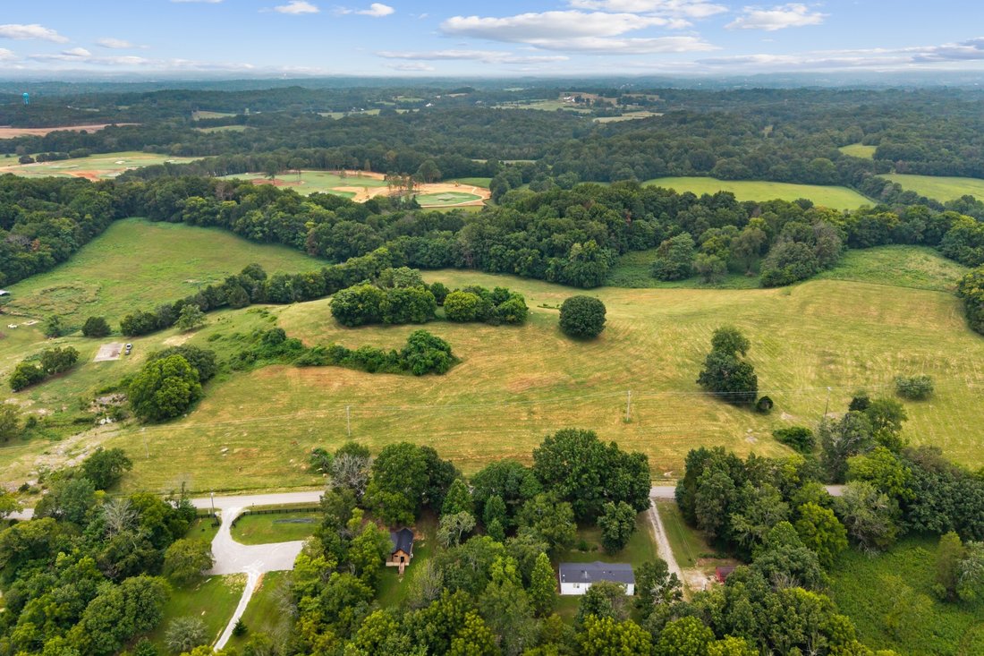 Land in Spring Hill, Tennessee, United States 1 - 18954028