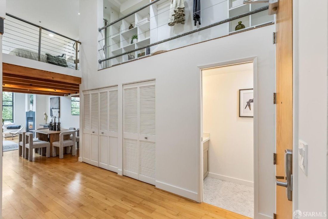 Condo in San Francisco, California, United States 2 - 18952050