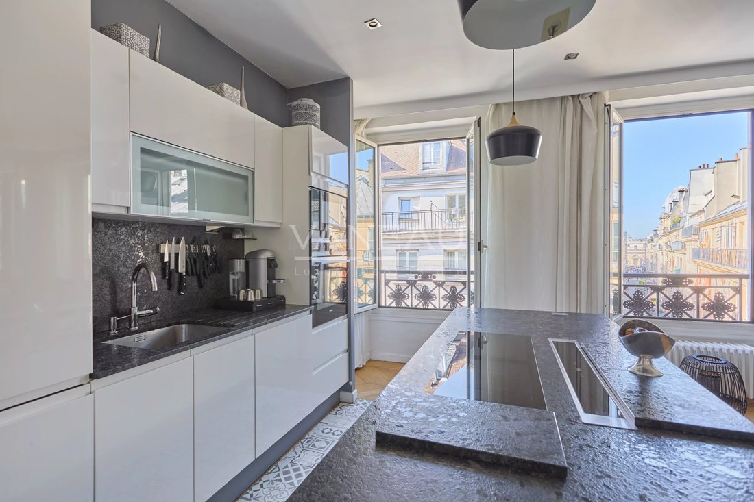 Apartment in Provence Opéra, Paris 9e Arrondissement, Paris 4 - 18950037