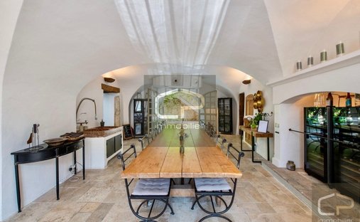 House in Beaumettes, Provence-Alpes-Côte d'Azur, France 1