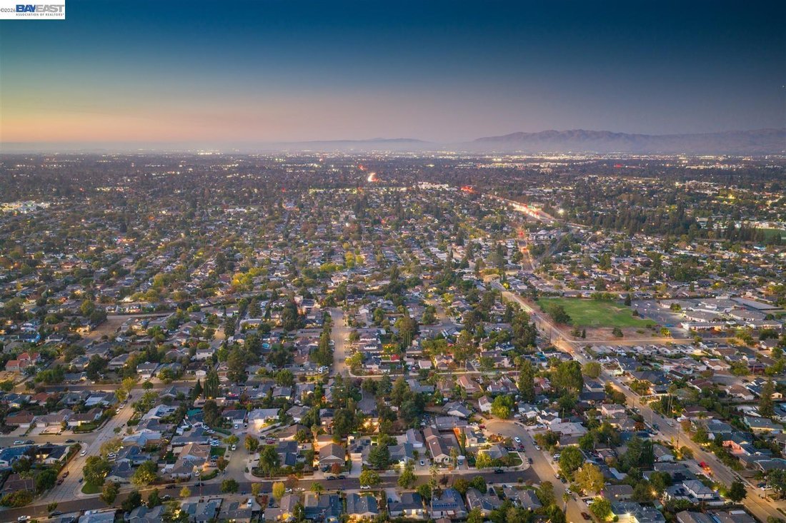 House in Campbell, California, United States 5 - 18949043