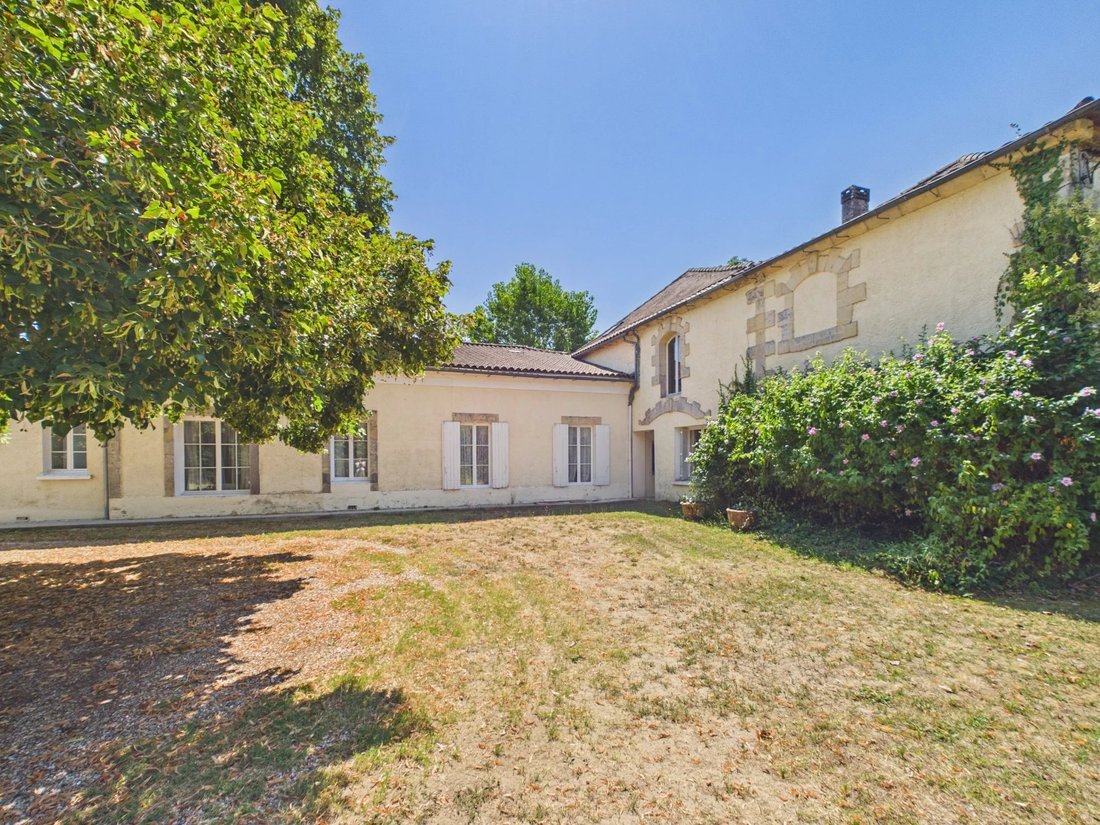 House in Montcaret, Nouvelle-Aquitaine, France 1 - 18042466