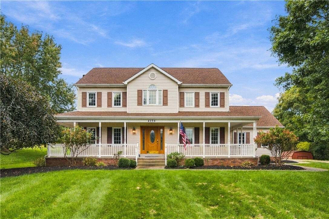 House in Cranberry Township, Pennsylvania, United States 1 - 18951992