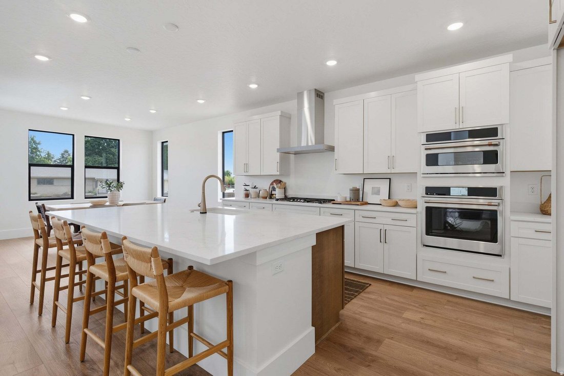 House in Orem, Utah, United States 2 - 18948577