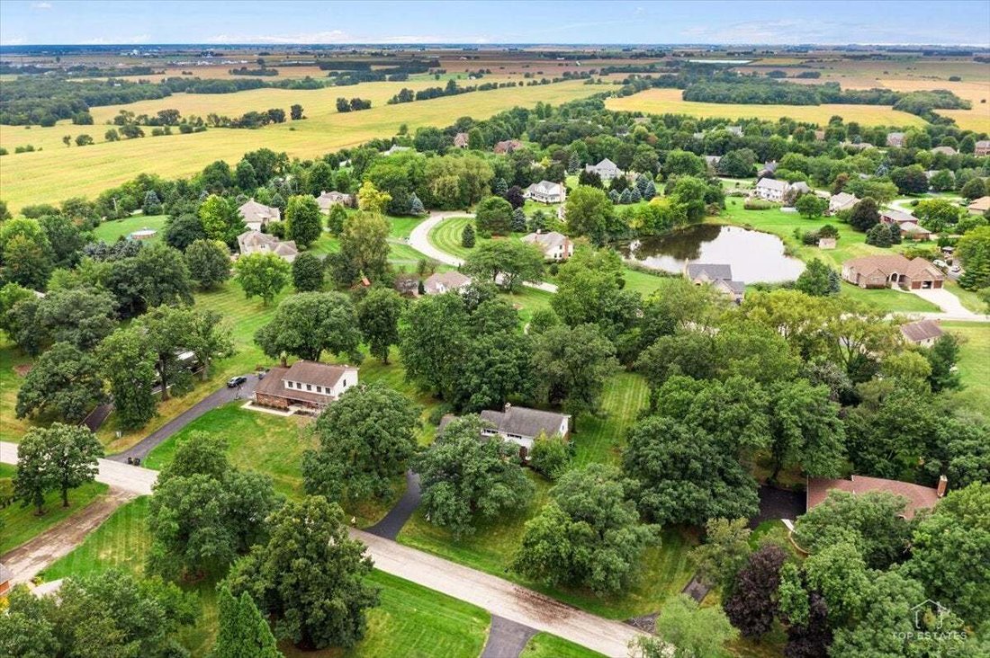 House in Pingree Grove, Illinois, United States 4 - 18953400