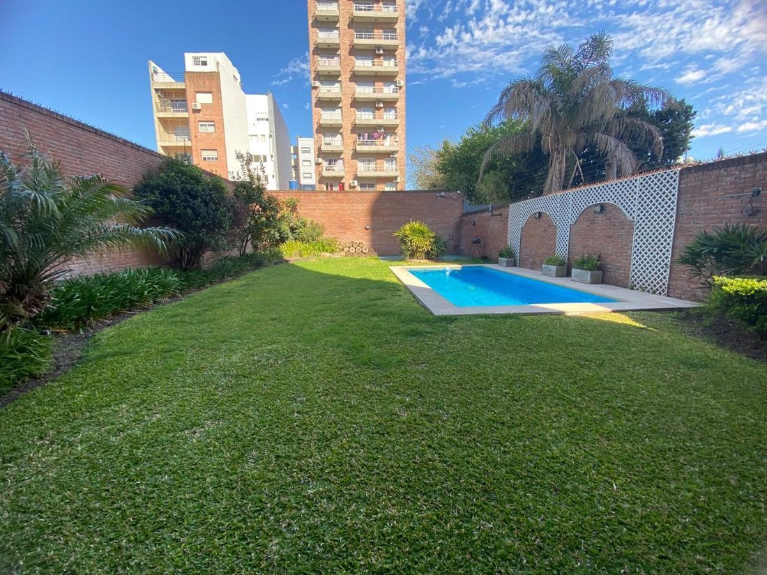 Apartment in Morón, Buenos Aires Province, Argentina 5 - 18950349