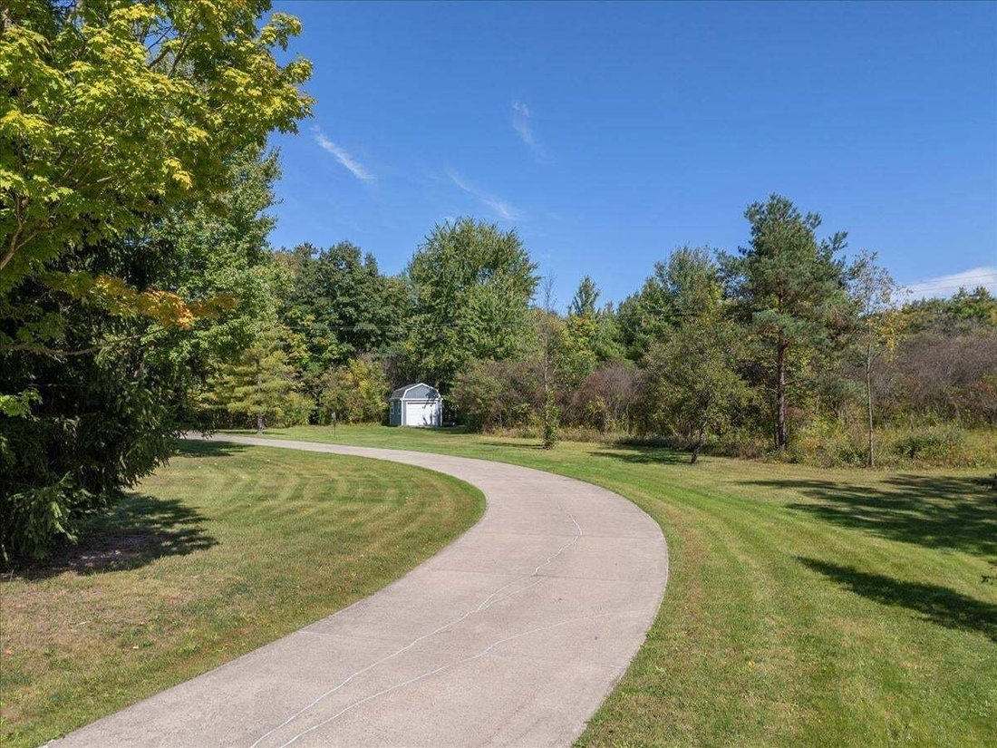 House in Saint Clair, Michigan, United States 2 - 18949190