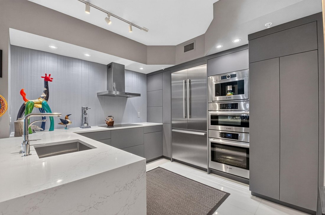 Condo in West Palm Beach, Florida, United States 3 - 18952628