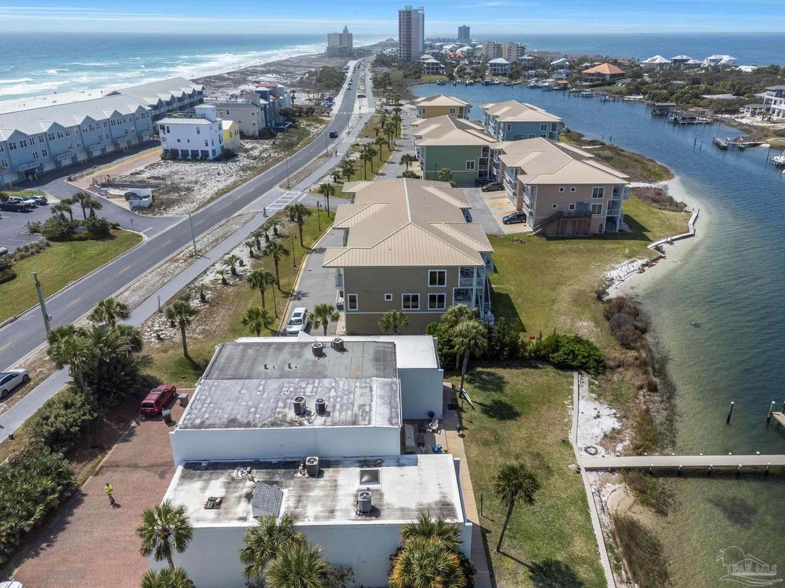 Townhouse in Gulf Breeze, Florida, United States 4 - 18951943