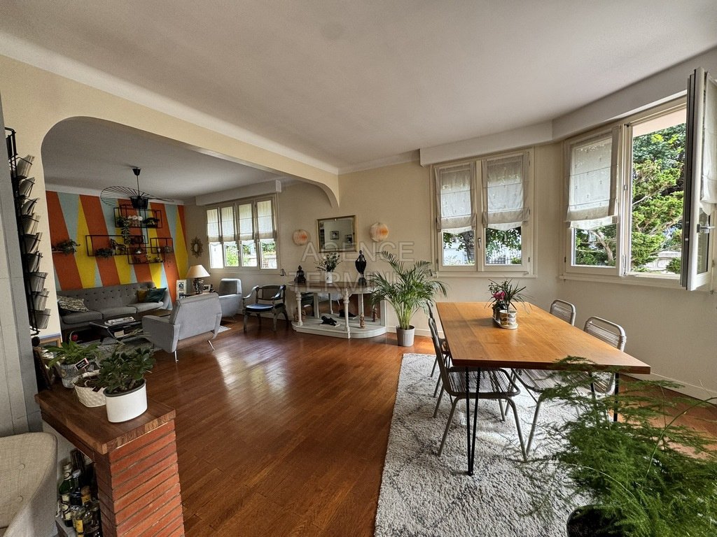 House in Centre Ville-Commerce, Enghien-les-Bains, France 4 - 18950263