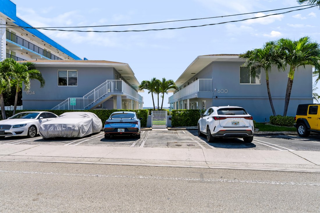Townhouse in Hillsboro Beach, Florida, United States 1 - 18952635