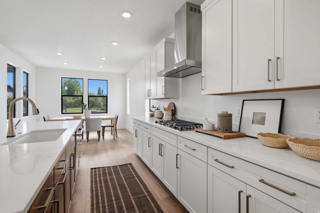 House in Orem, Utah, United States 3 - 18948577