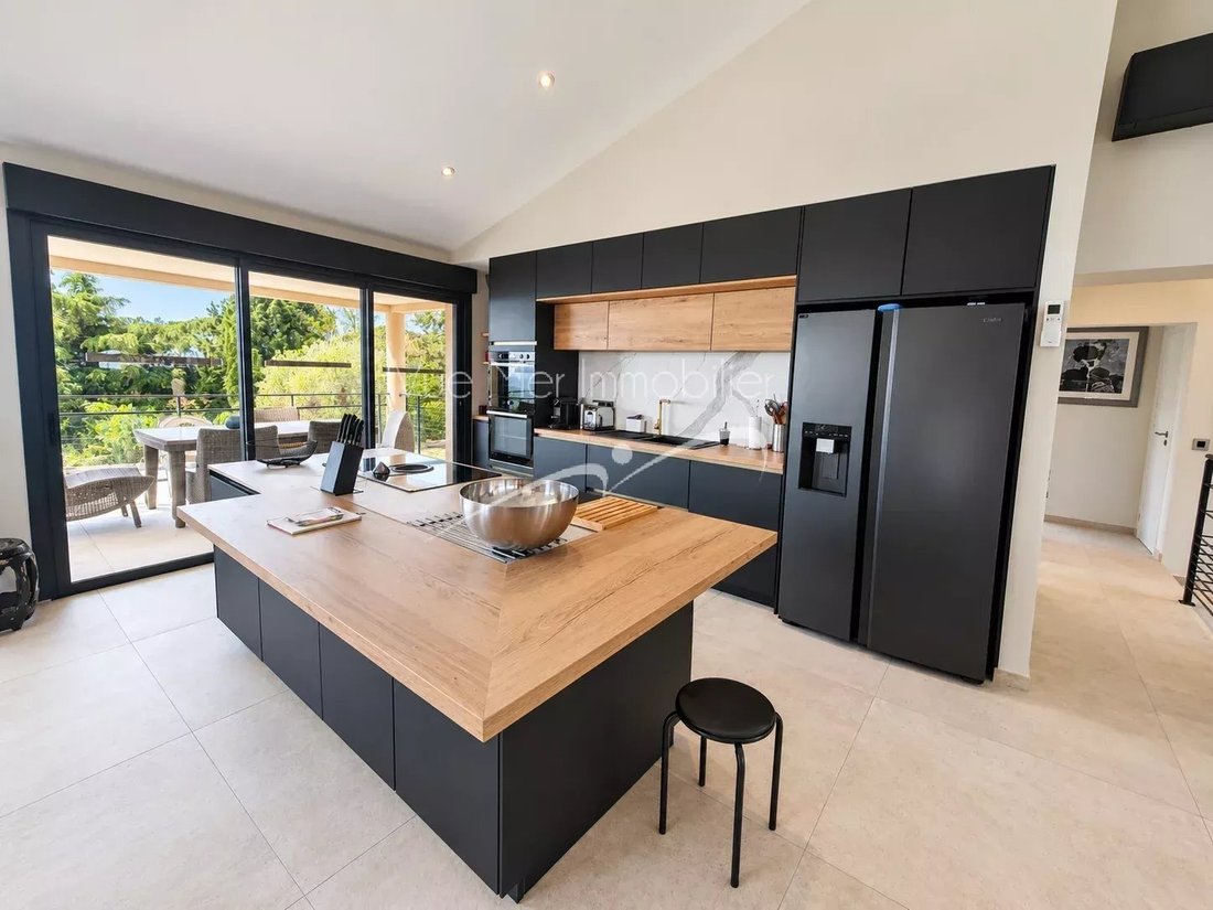 Villa in Le Lavandou, Provence-Alpes-Côte d'Azur, France 5 - 17849964