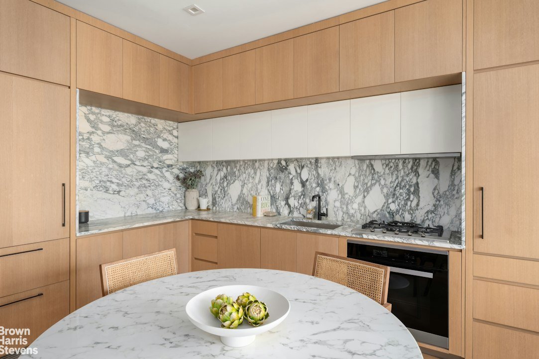 Condo in New York, New York, United States 4 - 18952845