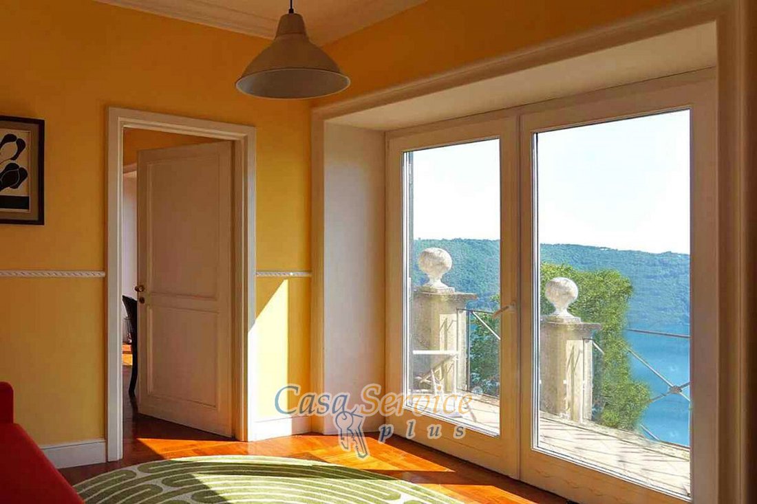 Villa in Castel Gandolfo, Lazio, Italy 2 - 18955082