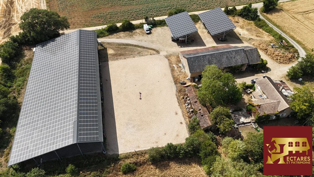 House in Valdivienne, Nouvelle-Aquitaine, France 1 - 18950103