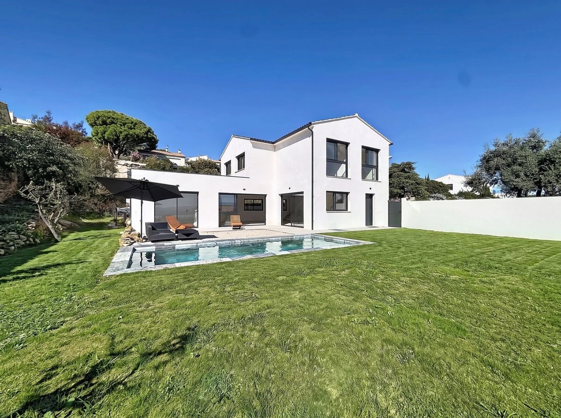 Villa in La Ciotat, Provence-Alpes-Côte d'Azur, France 1 - 18948306
