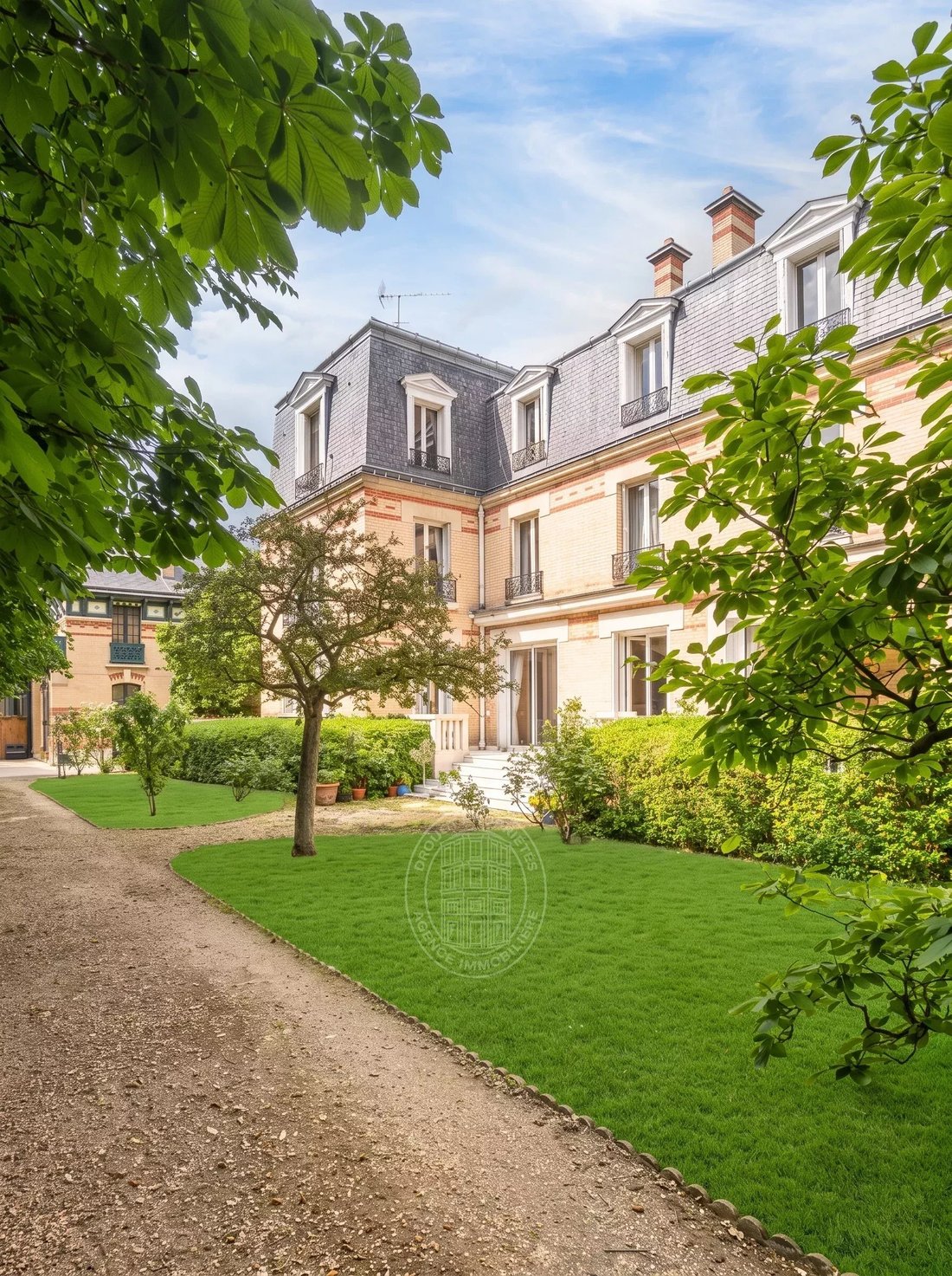Apartment in Auteuil Nord, Paris 16e Arrondissement, Paris 5 - 18950055